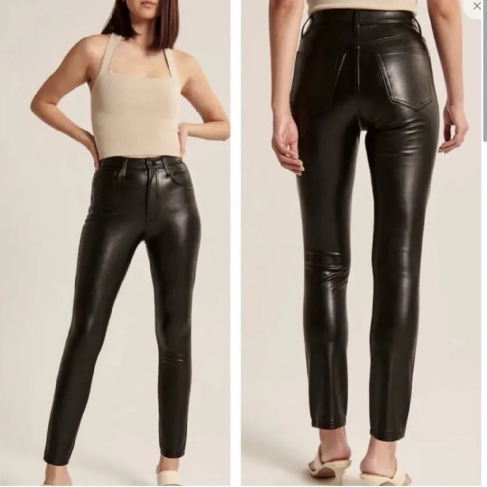 Abercrombie & Fitch Vegan Leather Skinny High Rise Pants Black NWT 32 / 14 Short